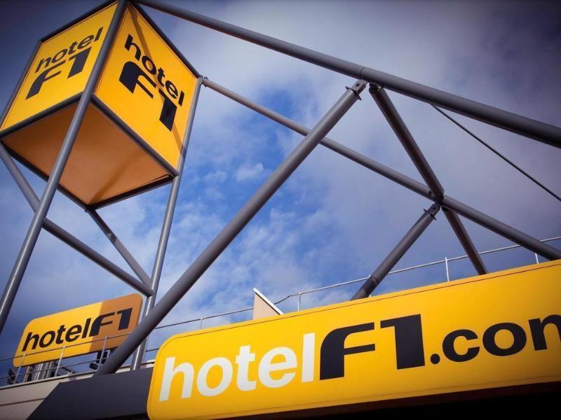 Hotelf1 Laval Changé Εξωτερικό φωτογραφία